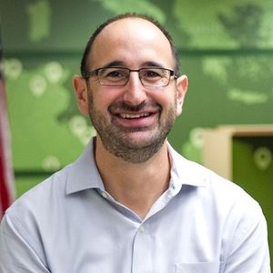 Meet your Posher, Jonathan